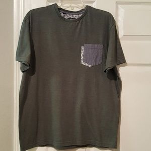 Mens Large Steel & Jelly shirt